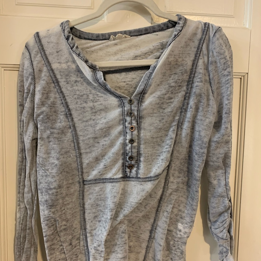 jane and delancey navy and white stone wash top